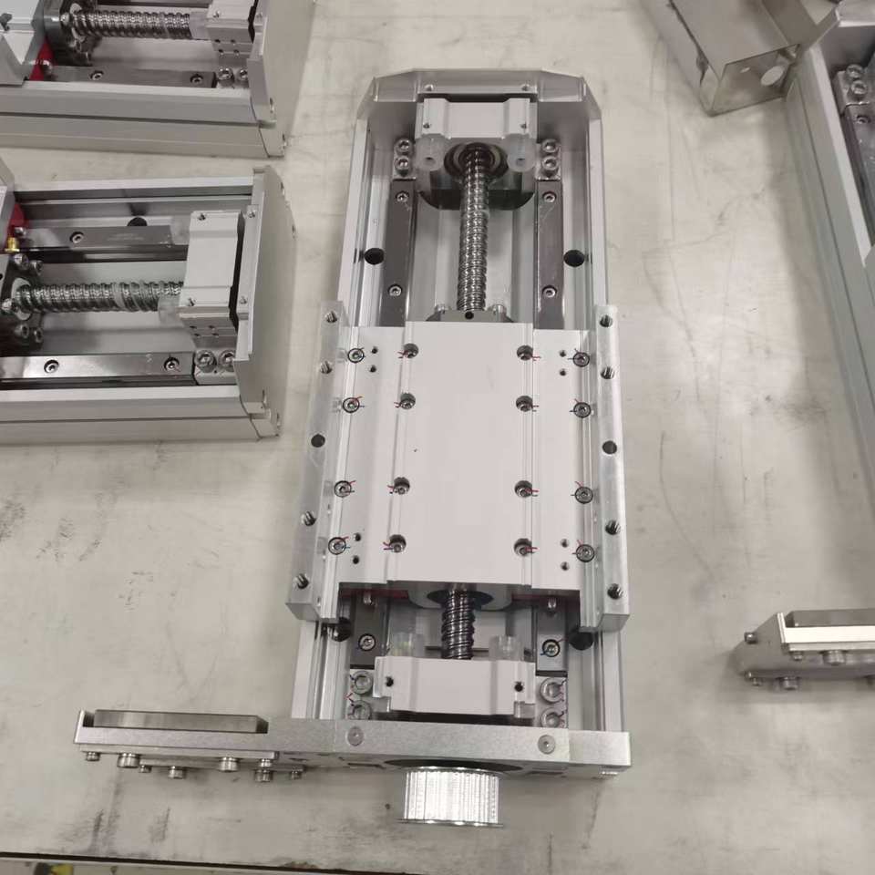 Source open linear module