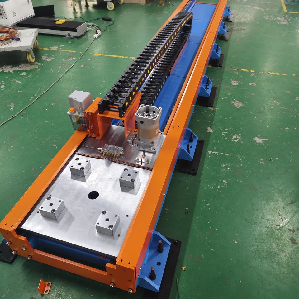 The Best-selling Industrial Robotic Arm With Adjustable Ground Track