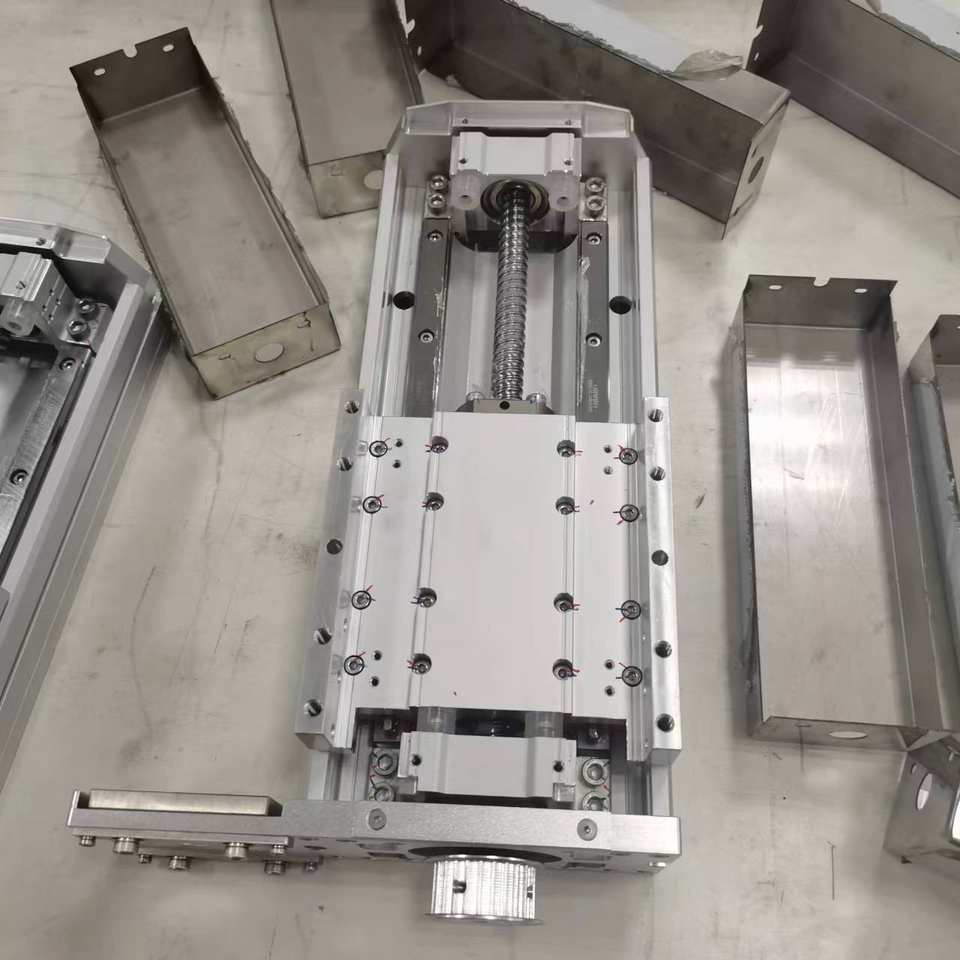 Source open linear module
